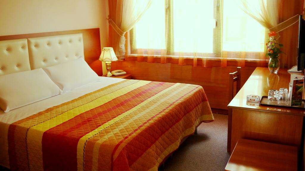 Kruja Hotel Tiran Oda fotoğraf